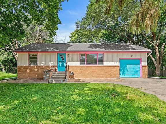 4th image of 2708 Williams Dr