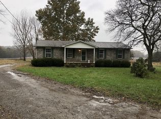 5555 W Trimble Rd, Milton, TN 37118