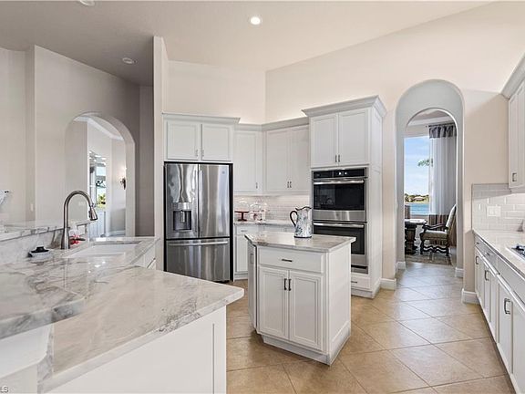 4th image of 19229 La Serena DR