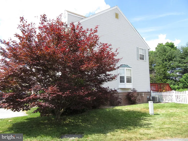 1000 San Remo Ct — Photo 6