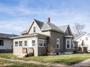 900 D Ave NW, Cedar Rapids, IA