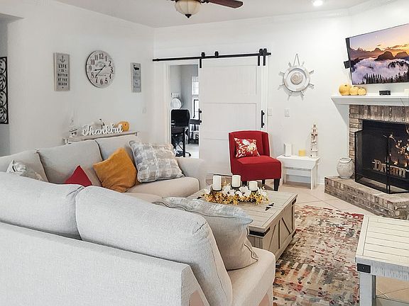 living room 17x16
