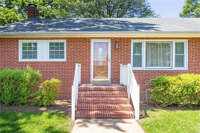 1st image of 4816 Suecla Dr