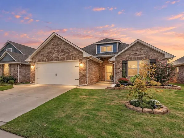 12324 SW 31st St, Yukon, OK 73099