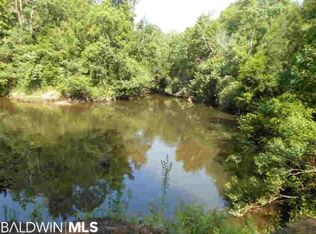 18732 E River Rd S, Silverhill, AL 36576