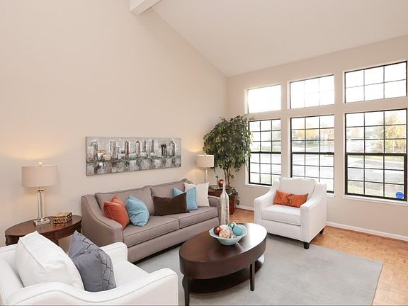 Spacious bright living room