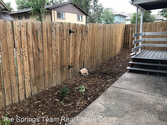 4th image of 1505 1/2 N Corona St