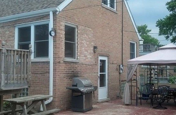 2nd image of 7560 W Forest Preserve Dr