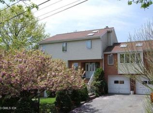 26 Rippowam Rd, Cos Cob, CT 06807