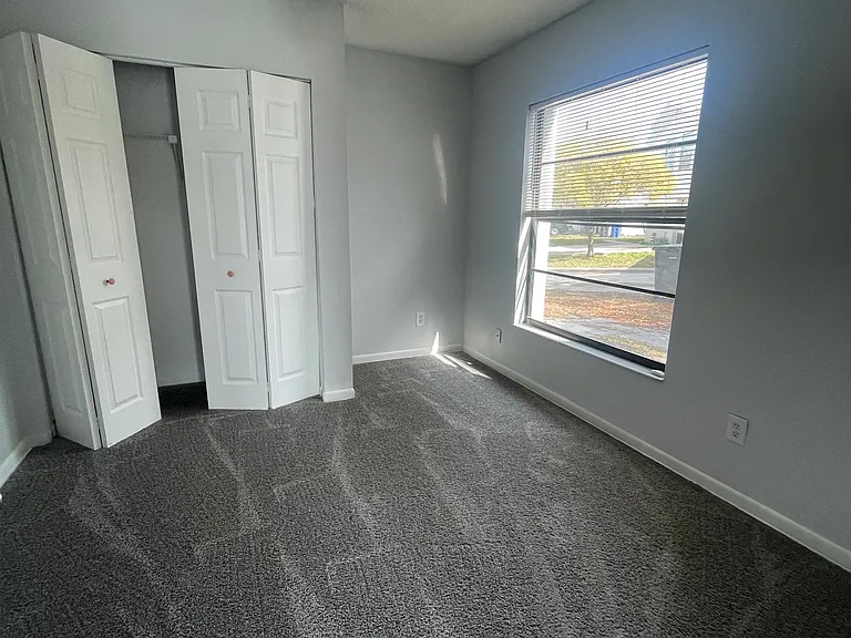 downstairs bed 4
