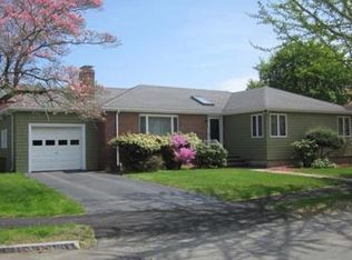 44 Linden Ave, Swampscott, MA 01907