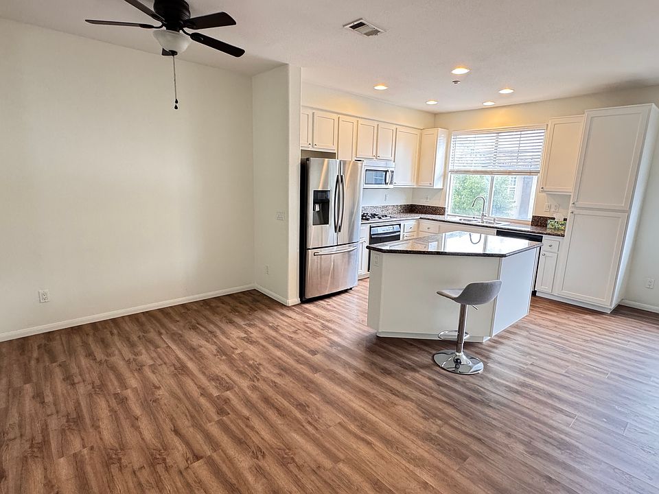 dinning room and kitchen