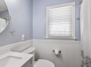 412 N Calumet Rd, Chesterton, IN 46304