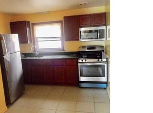 7959 S Wood St #2W, Chicago, IL 60620