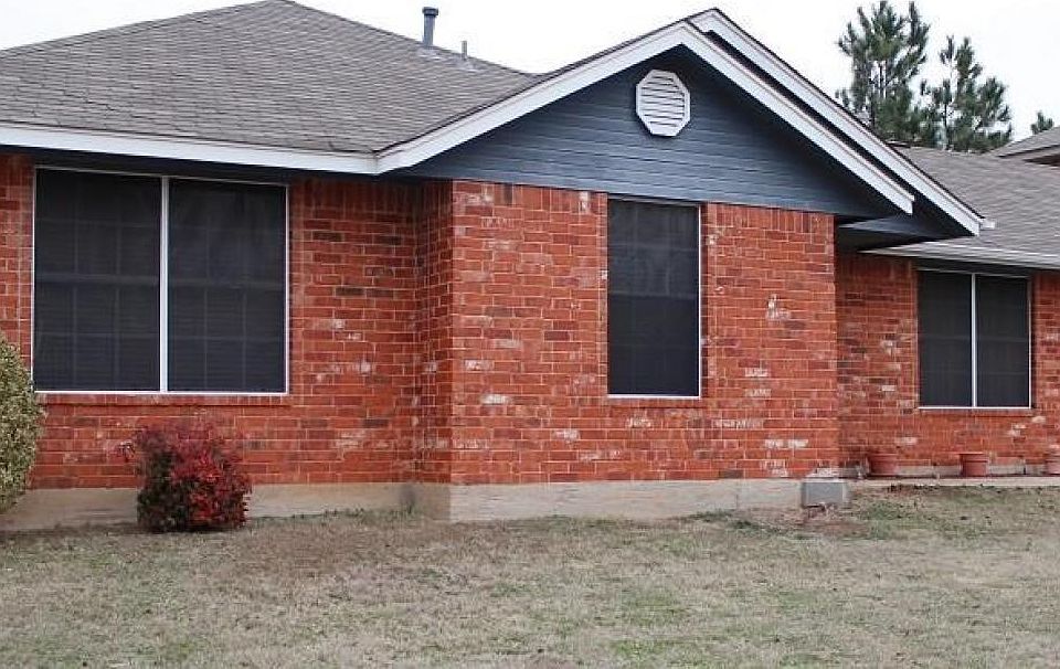 1st image of 6846 NW Willow Springs Dr