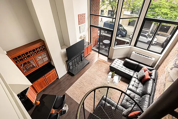 Living room, photo 4