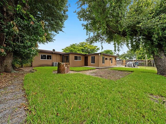 3rd image of 1821 NW 186th Street