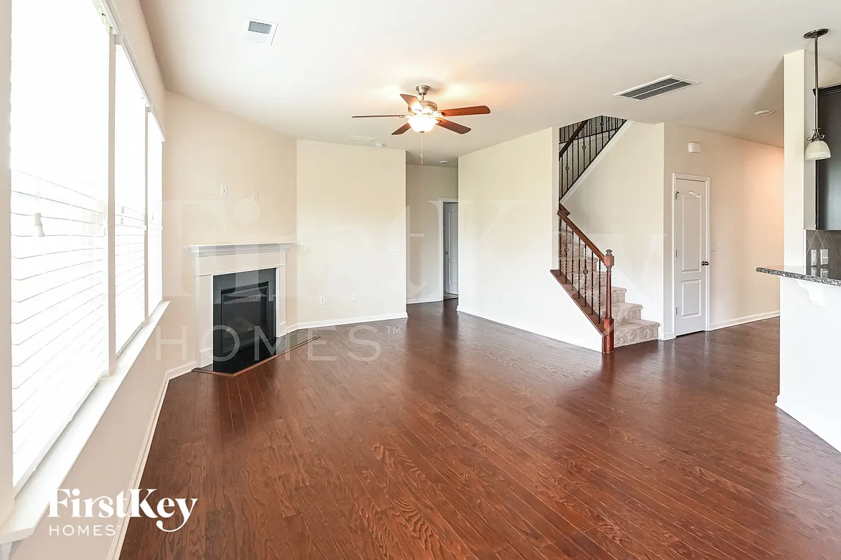 Building Photo - 11607 Gilroy Ln