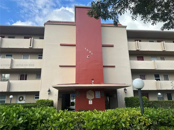 1501 NE 191st St APT C118, Miami, FL 33179