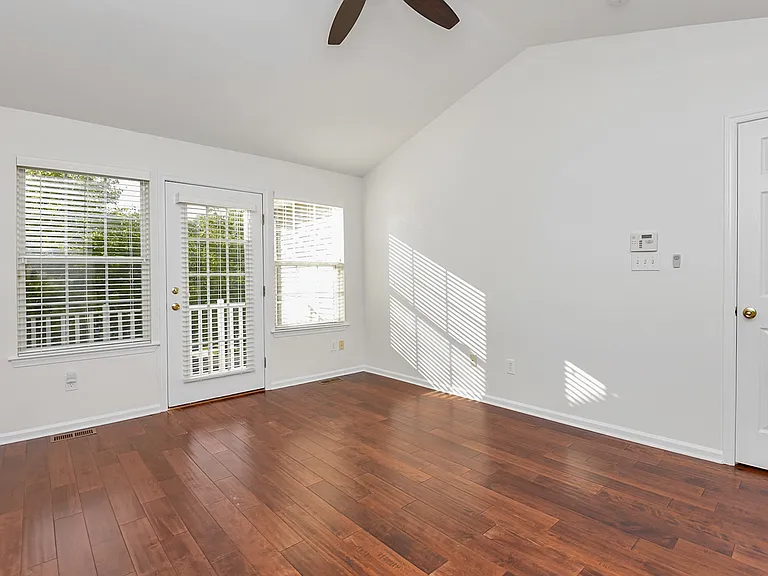 26 Normandy Dr — Photo 25