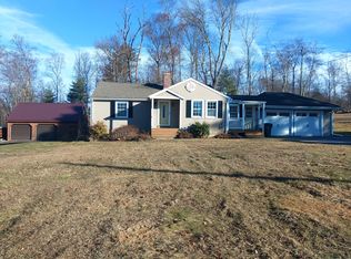 60 Scotland Rd, Chaplin, CT 06235