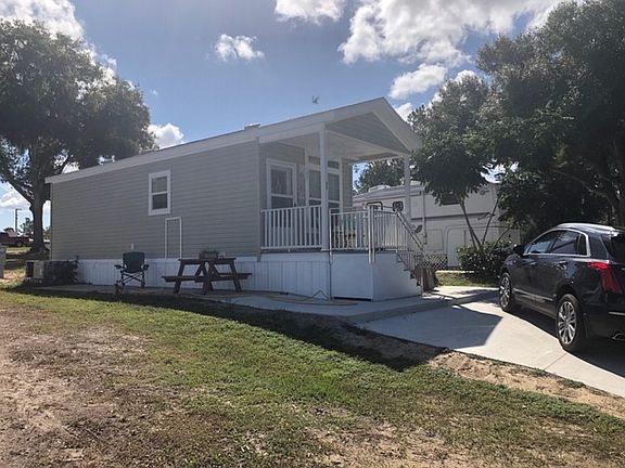 3rd image of 26125 South St #27