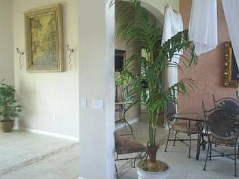 4th image of 2503 Chapala Dr