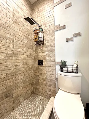 Rented by Pear NYC LLC | media 11