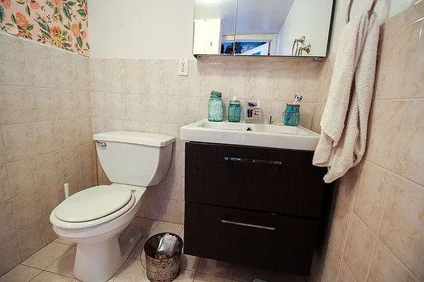 Rented by Bushburg | media 27