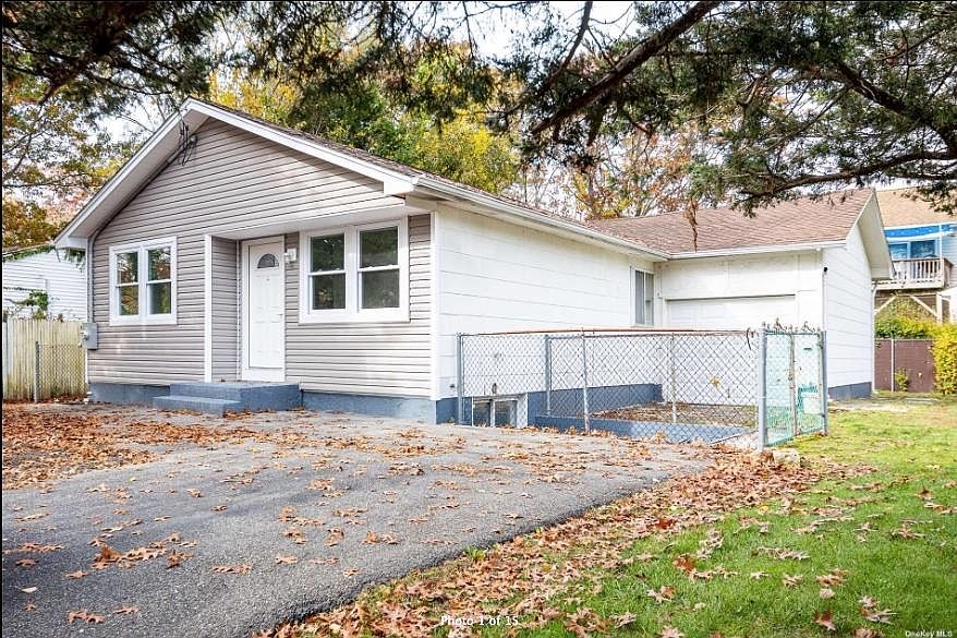 1st image of 17 Sagewood Dr
