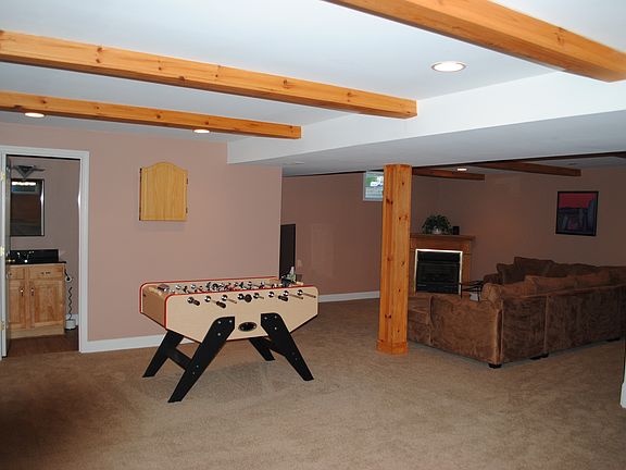 4th image of 4082 Oak Tree Ct