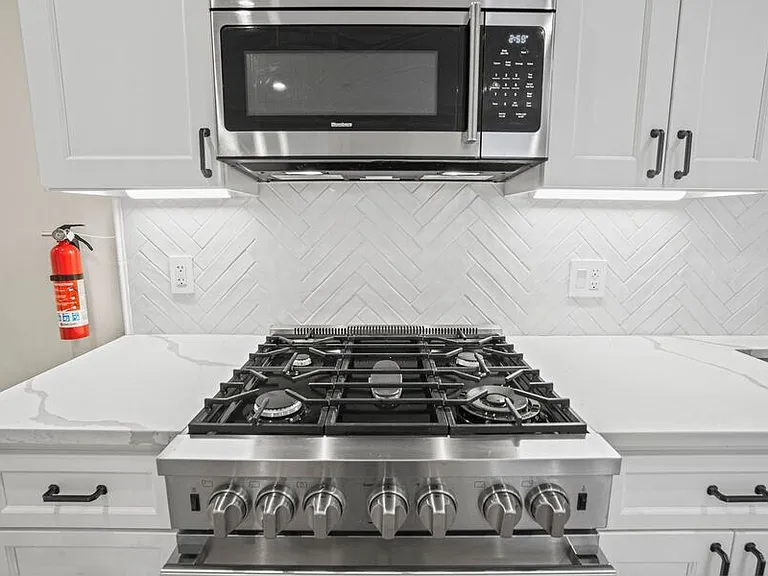 1314 Vermont Ave NW #7 — Photo 9