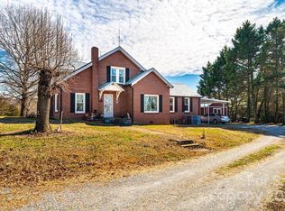 1222 Fairview Dr SW, Lenoir, NC 28645