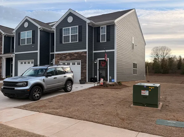 537 Trading Post Ln, York, SC