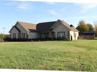 776 Farmer Rd, Eagleville, TN 37060