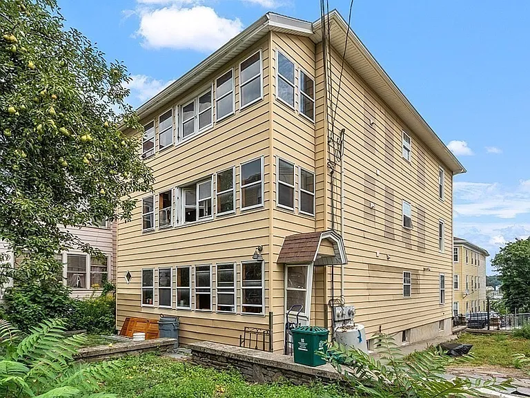 79 Gage St #3 — Photo 21