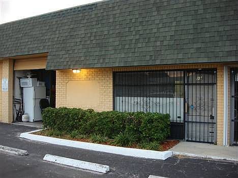 2nd image of 99 NW 15th Pl