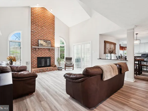 707 Thornwood Dr, Odenton, MD 21113