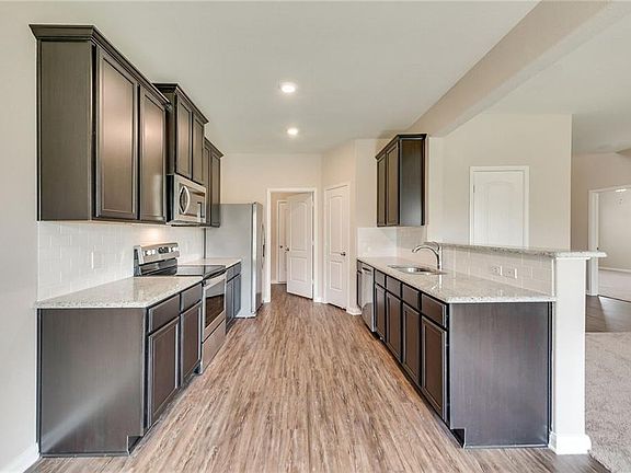 4th image of 1623 Kim Loan Dr