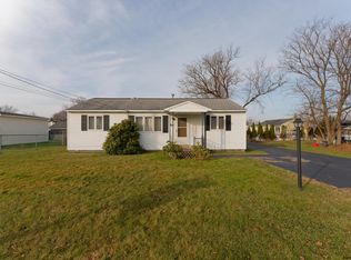2 Jones Dr, Schenectady, NY 12309