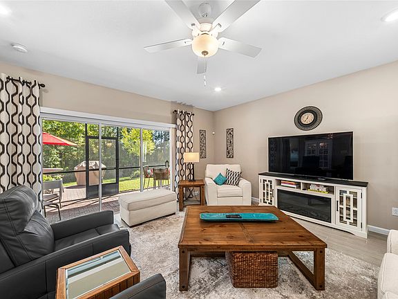 3rd image of 75335 Hideaway Ct