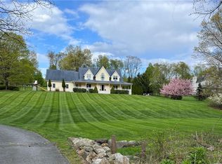 17 Iron Mountain Rd, Warwick, NY 10990