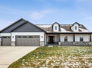 213 Auburn Ridge Dr, Troy, MO 63379