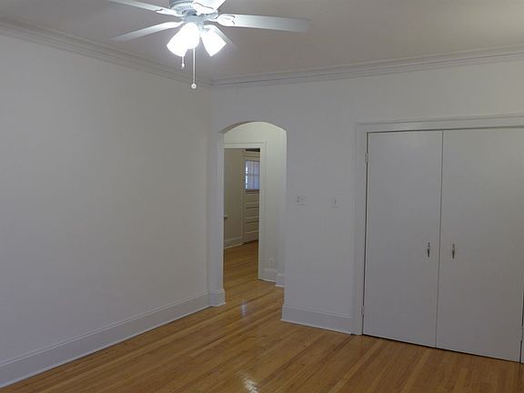 5th image of 437 S Scoville Ave APT 2