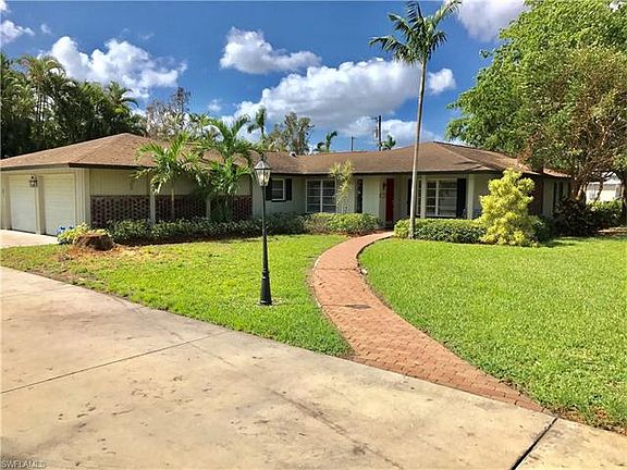 2nd image of 1306 Melaleuca Ln