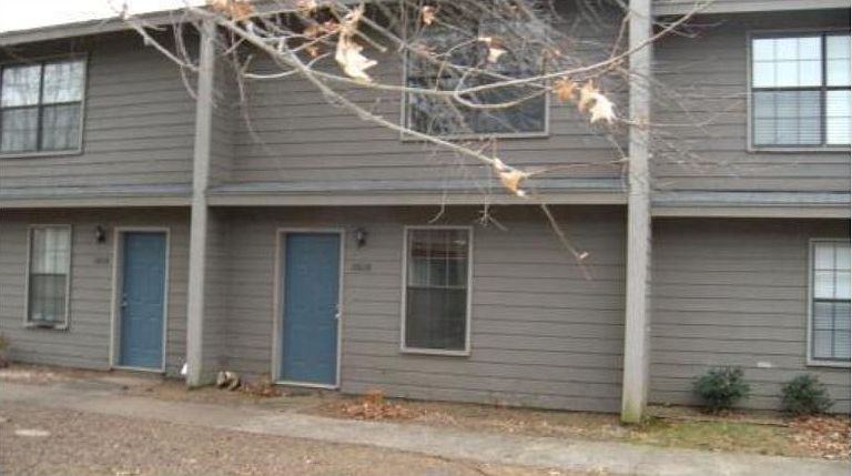 1st image of 2610 E Kantz Dr