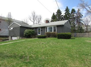 32 Longmeadow Ave, Worcester, MA 01606