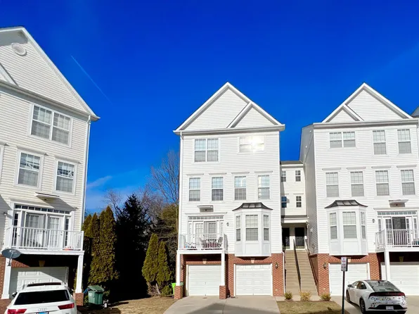 13548 Davinci Ln #46, Herndon, VA 20171
