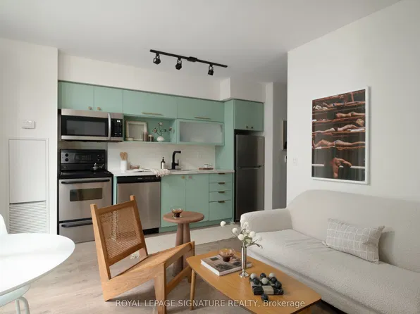 80 Western Battery Rd #901, Toronto, ON M6K 3S1