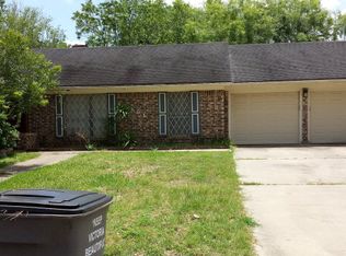 503 Maplewood Dr, Victoria, TX 77901